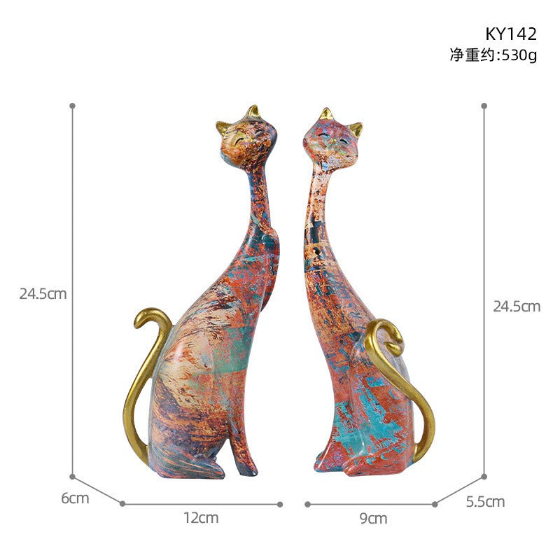 1Pcs European style oil painting couple cat animal ornaments, living room TV cabinet, foyer wine cabinet decoration, resin crafts